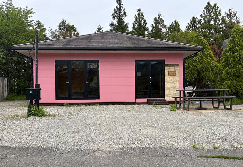 オートキャンプサイト_PINK HOUSE
